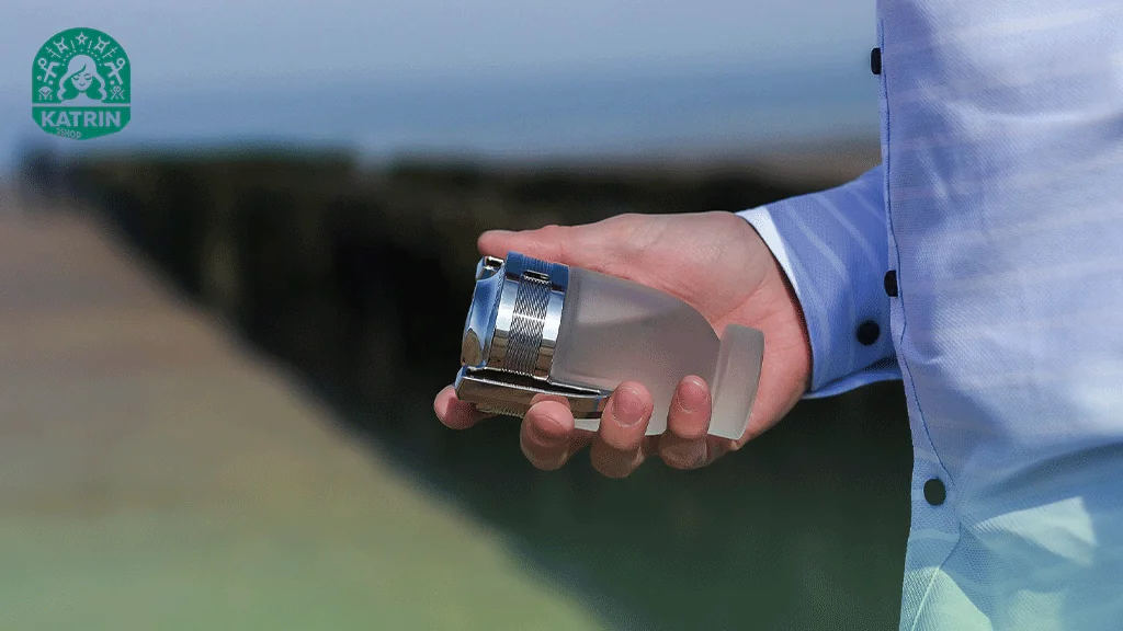 چگونه عطر مناسب محیط کار را تست کنیم؟